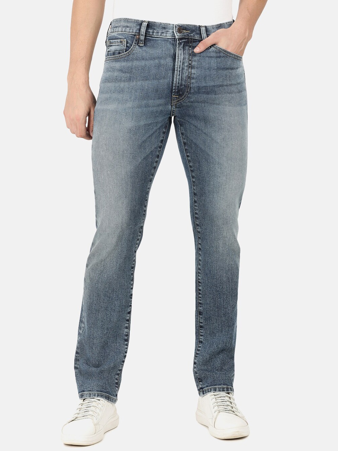 

EVERBLUE Men Stretchable Regular Fit Heavy Fade Midrise Jeans, Blue