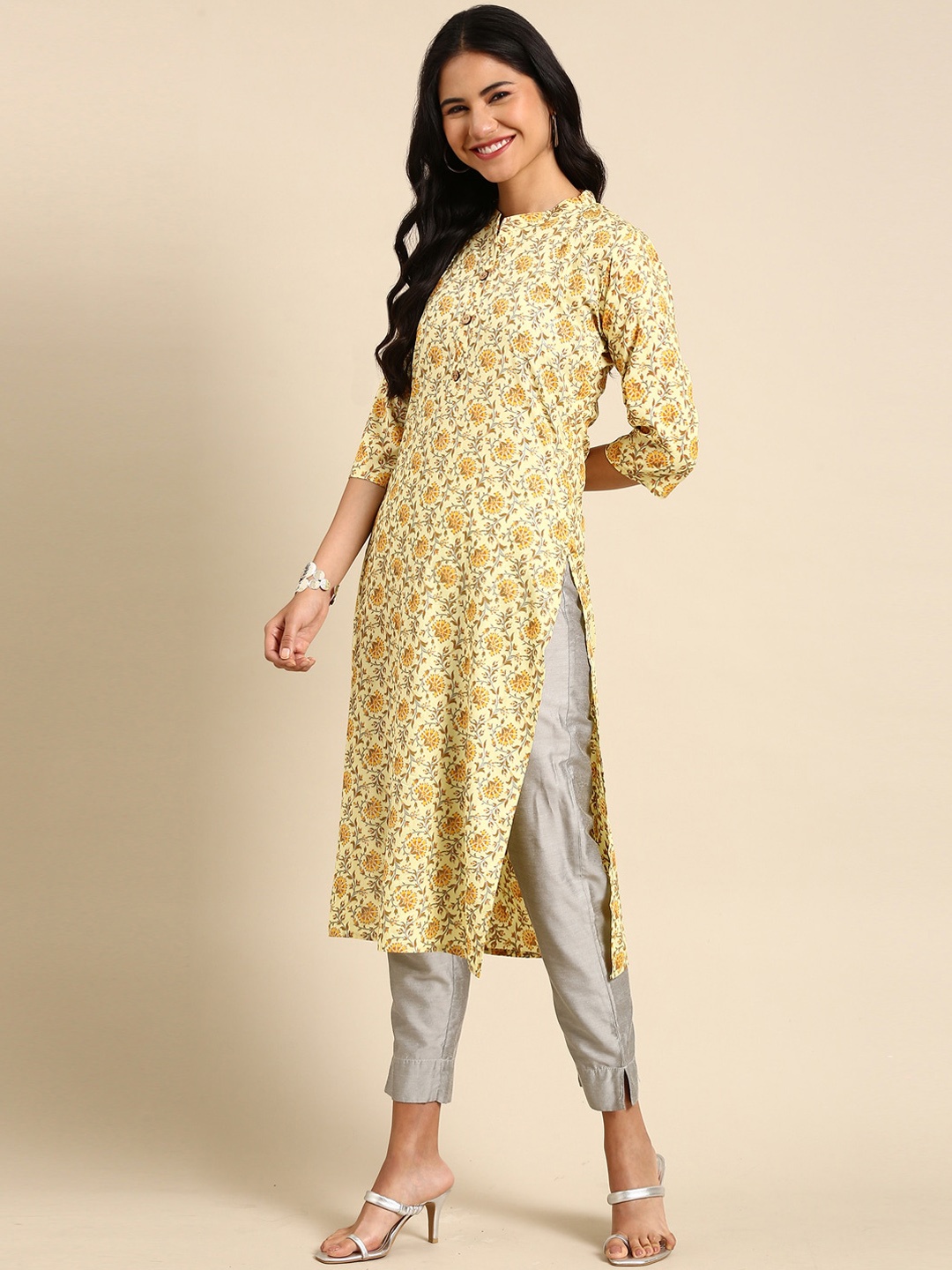 

SHOWOFF Mandarin Collar Floral Printed Chanderi Cotton Kurta, Yellow