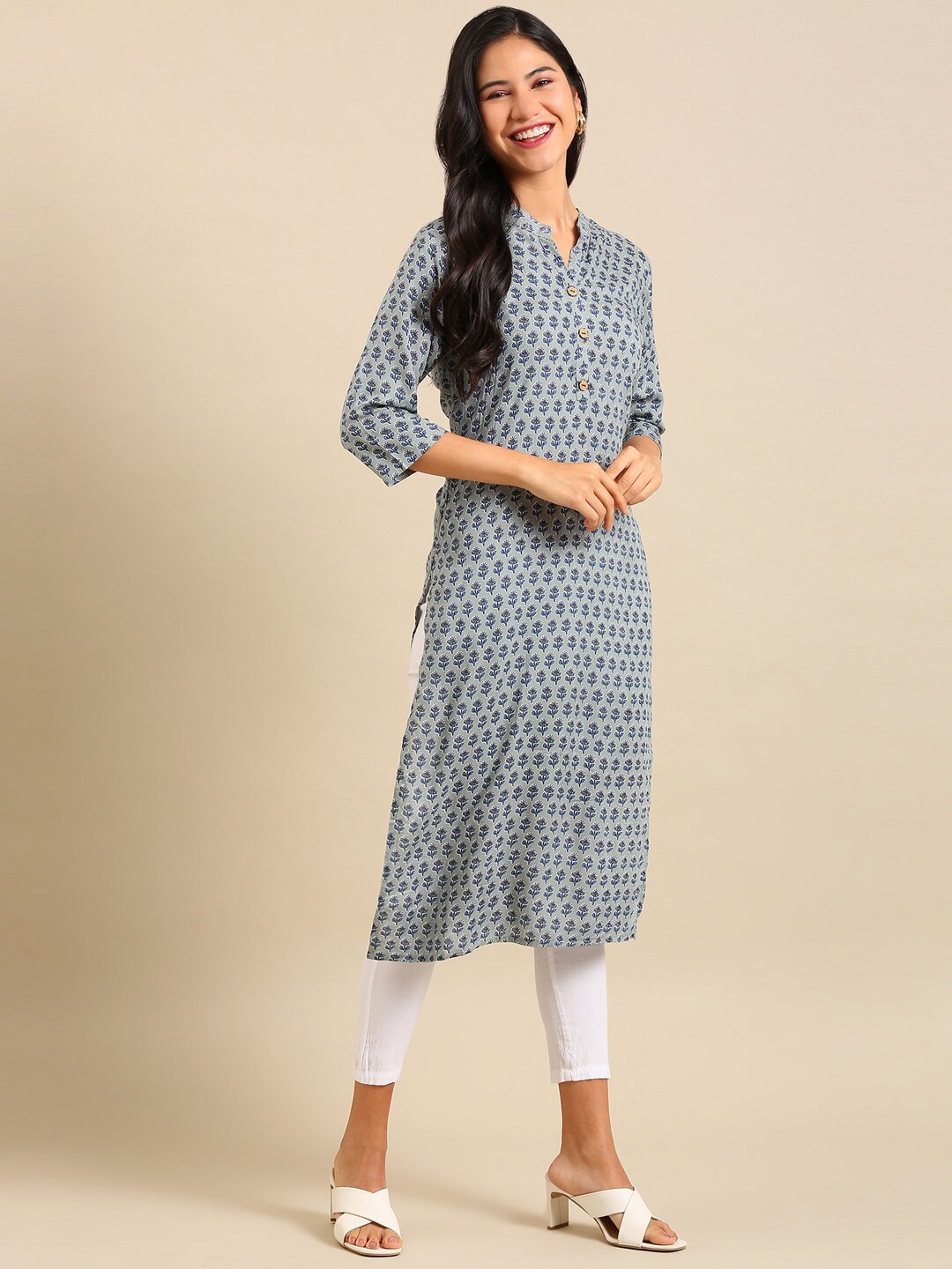 

SHOWOFF Floral Printed Straight Kurta, Sea green