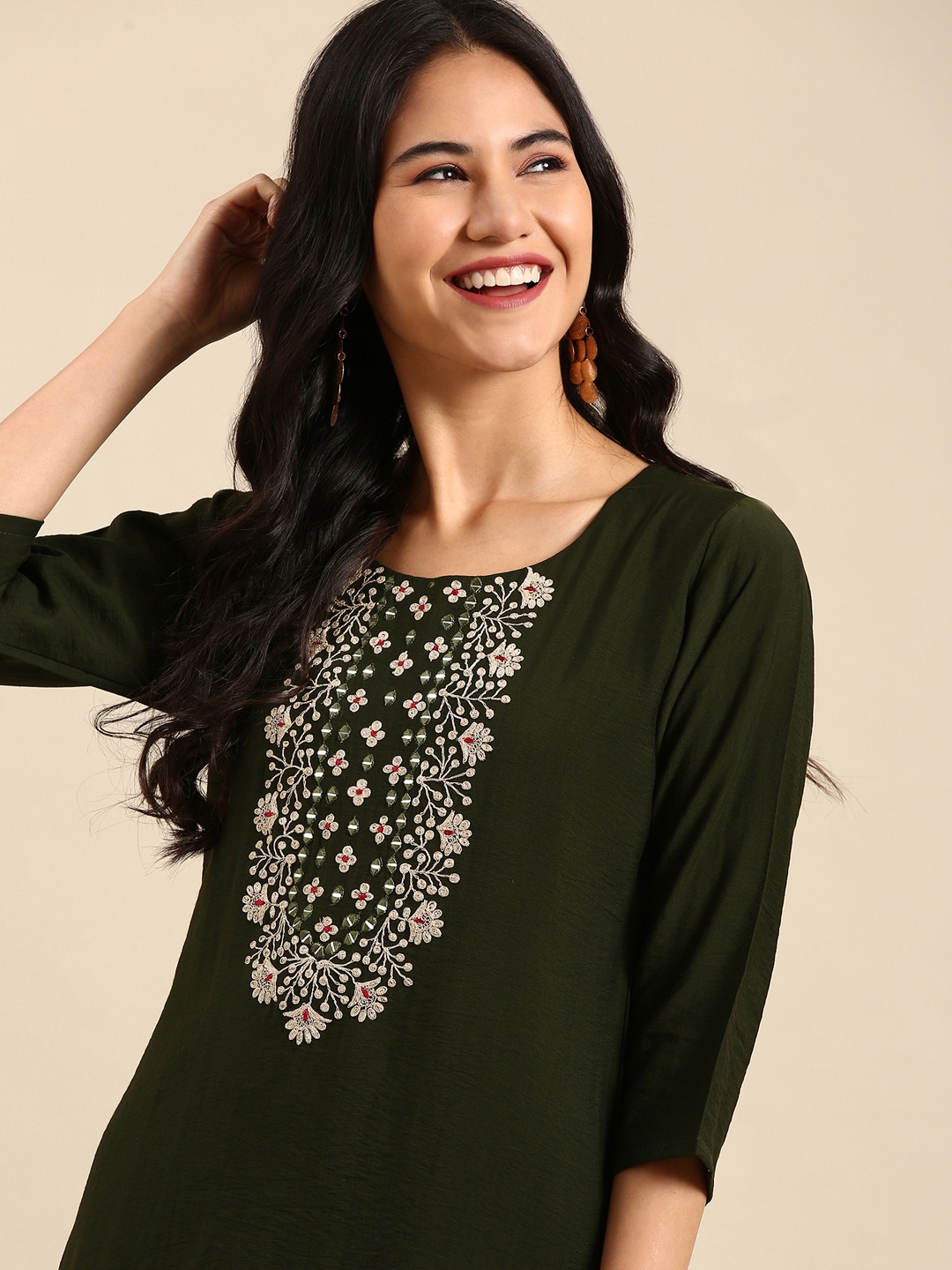 

SHOWOFF Round Neck Yoke Design Dupion Silk Kurta, Olive