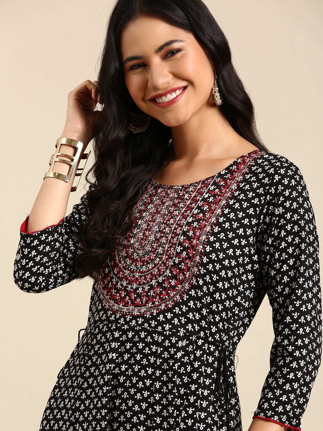 

SHOWOFF Floral Printed Cotton Kurta, Black