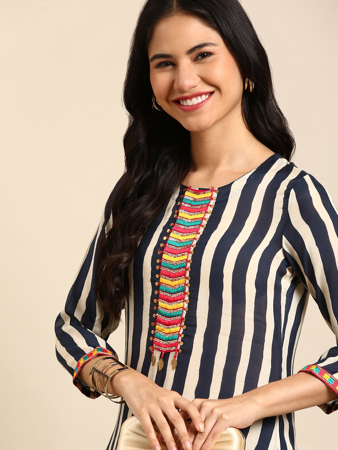 

SHOWOFF Round Neck Striped Cotton Kurta, Navy blue