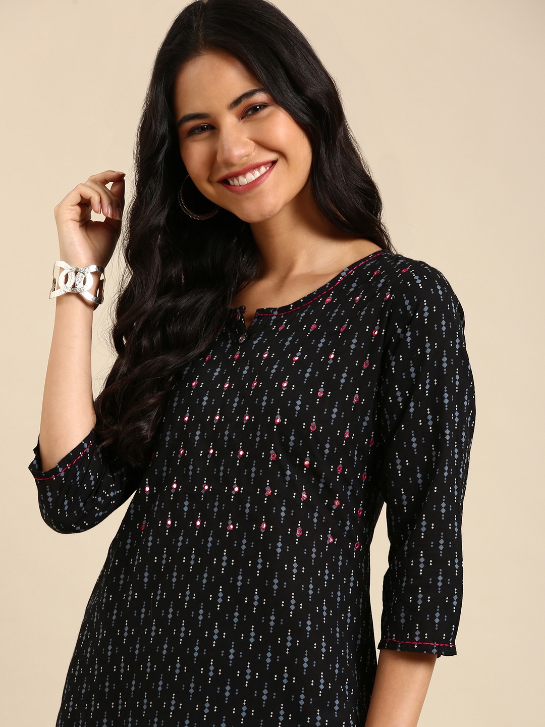 

SHOWOFF Geometric Printed Cotton Kurta, Black