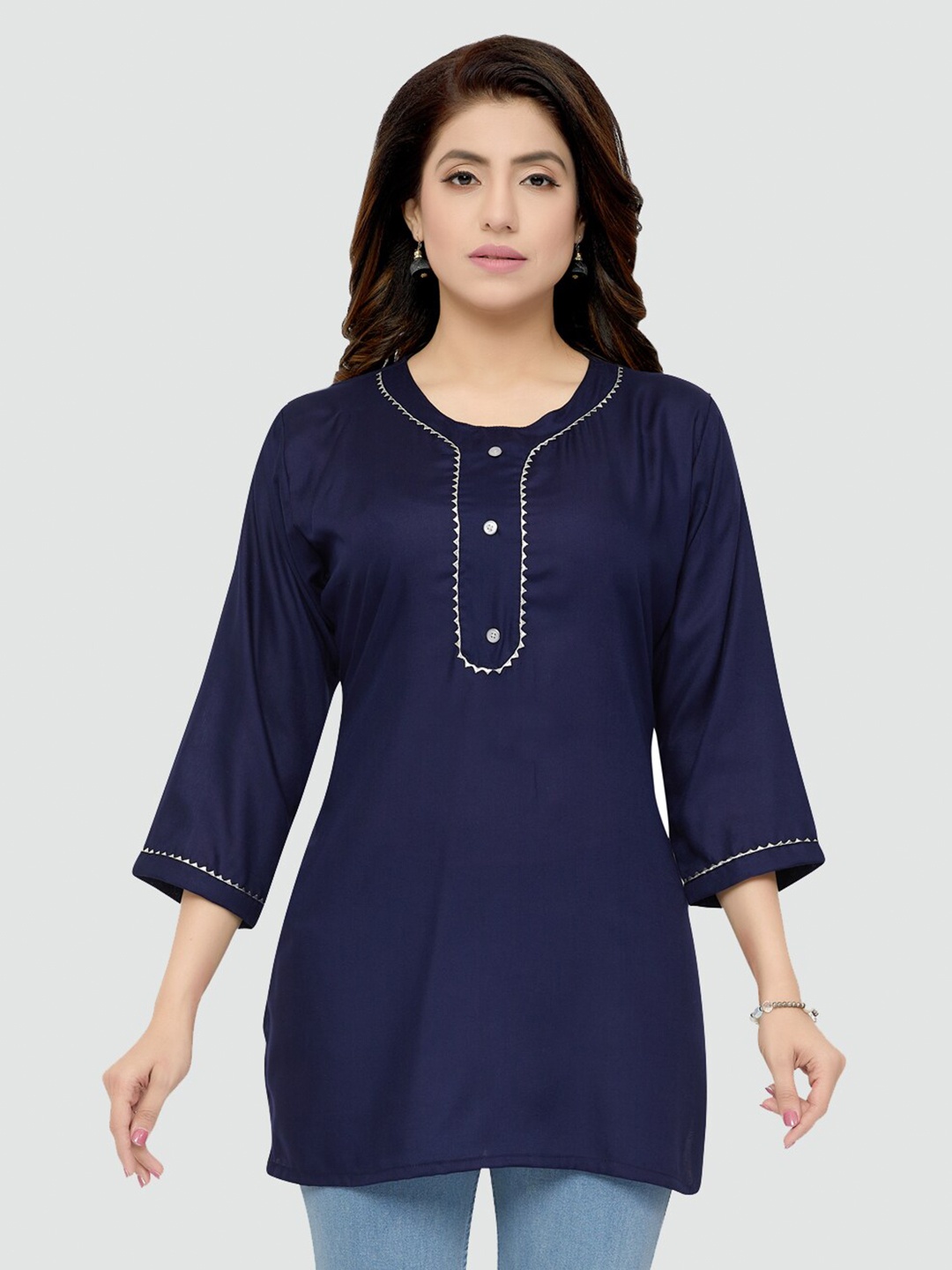 

Saree Swarg Women Navy Blue Solid Kurti