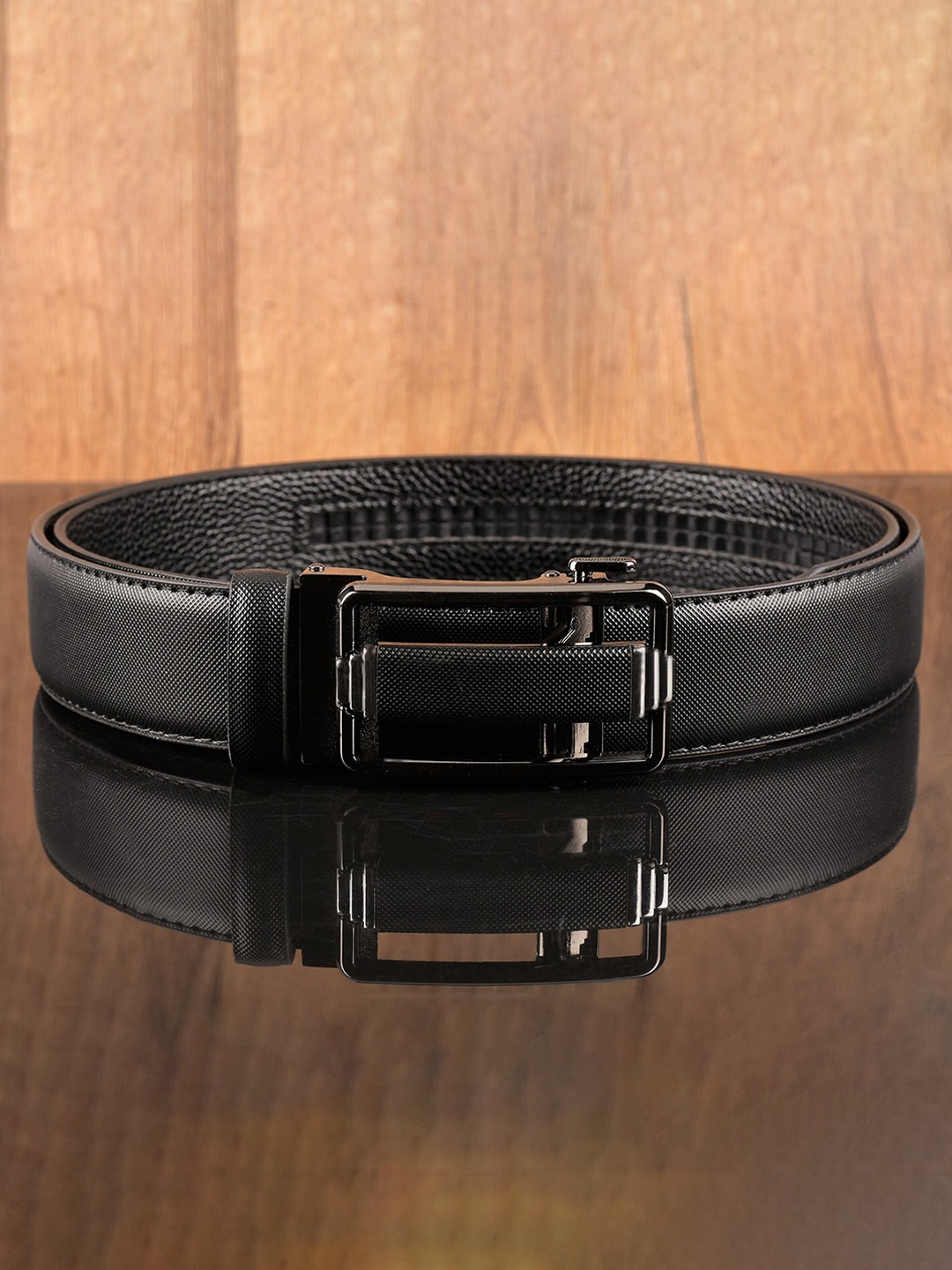 

BuckleUp Men Black Textured Belt
