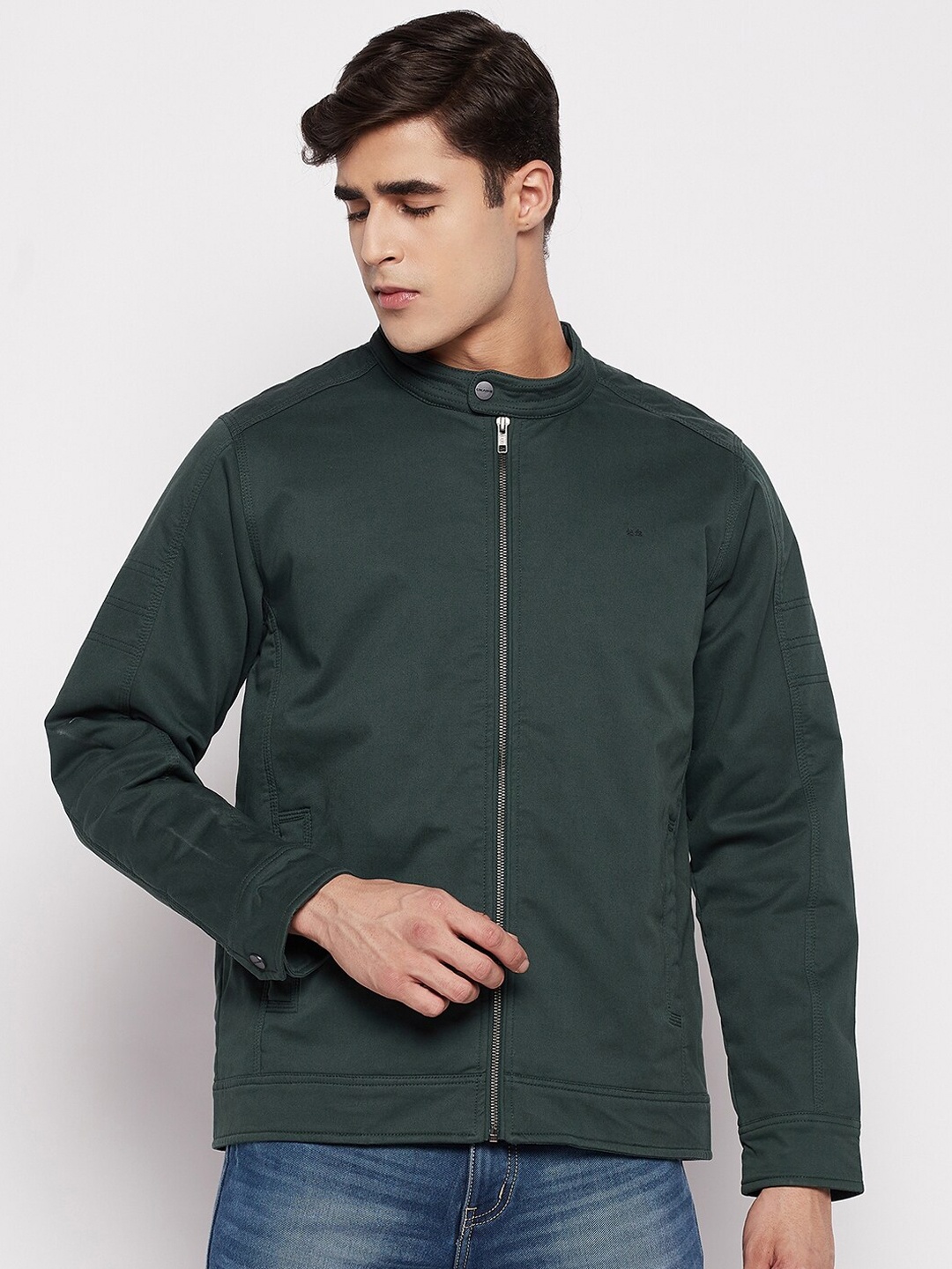 

Okane Men Green Lightweight Bomber Jacket