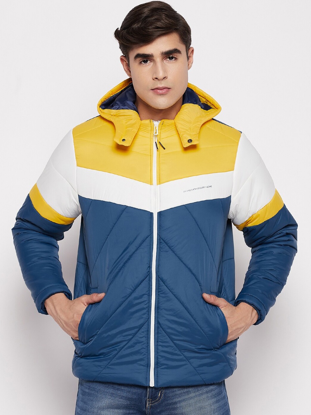 

Okane Men Yellow Colourblocked Lightweight Padded Jacket