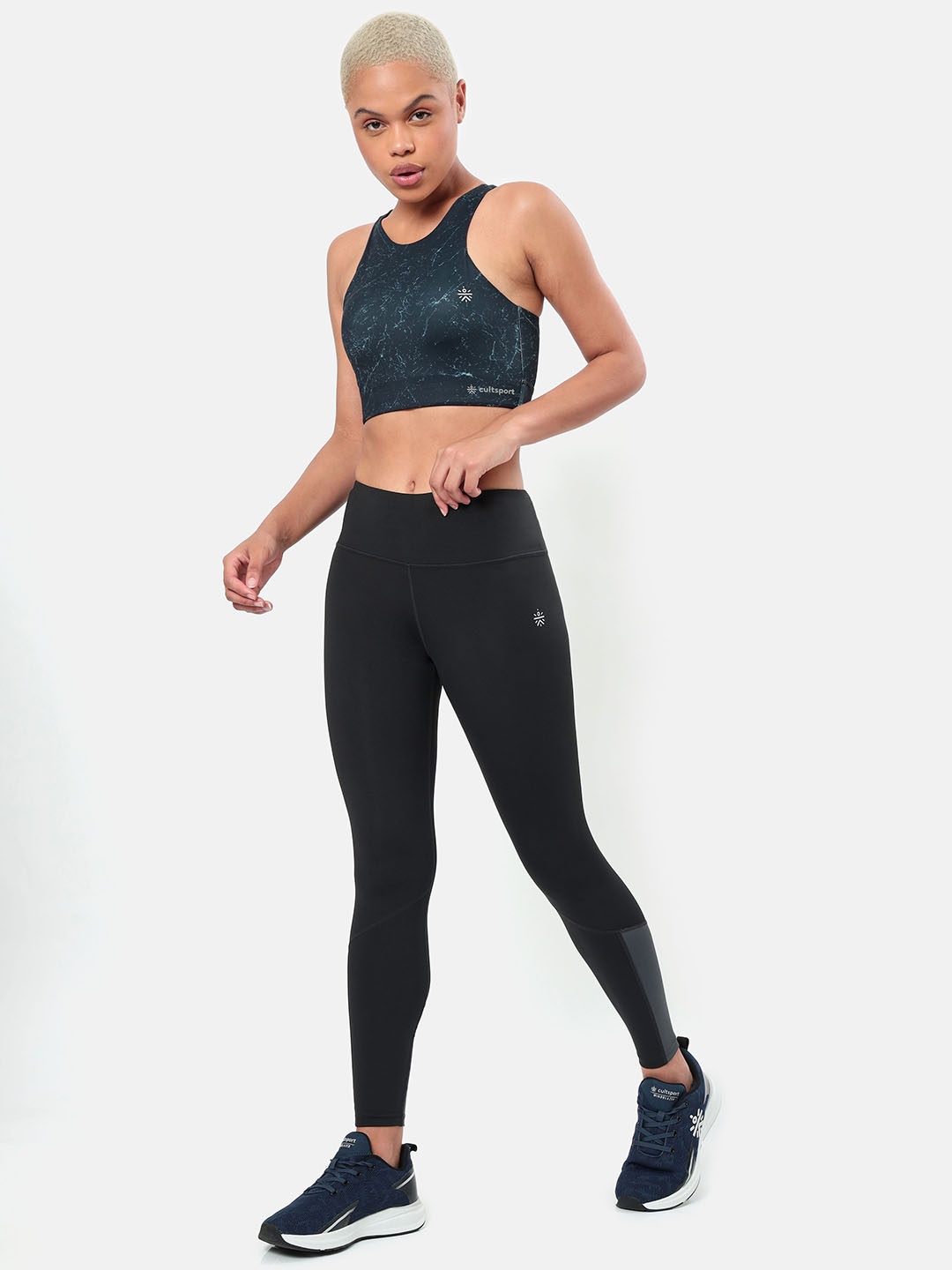 

CULT Women Contrast Bottom Panel Absolute Fit Sports Tights, Black