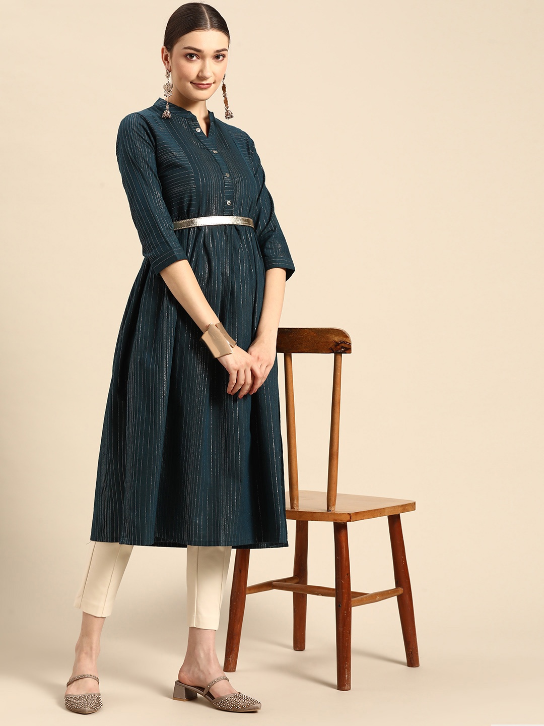

Sangria Women Navy Blue Striped Kurta