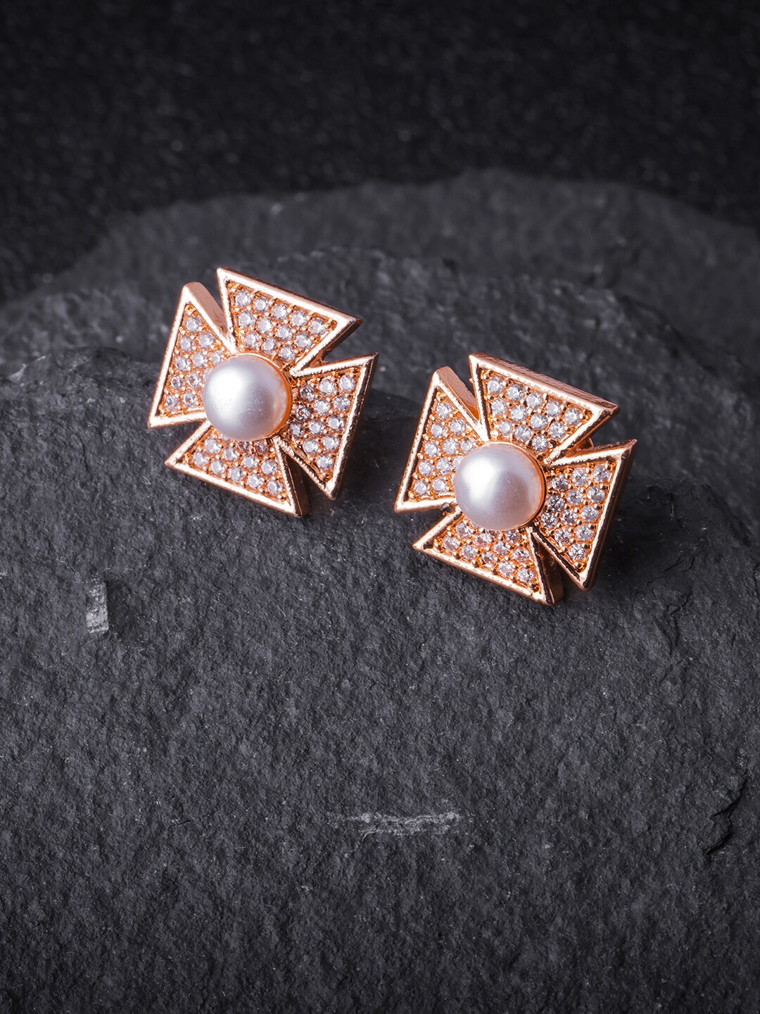 

Brandsoon Rose Gold-Plated Classic Studs Earrings