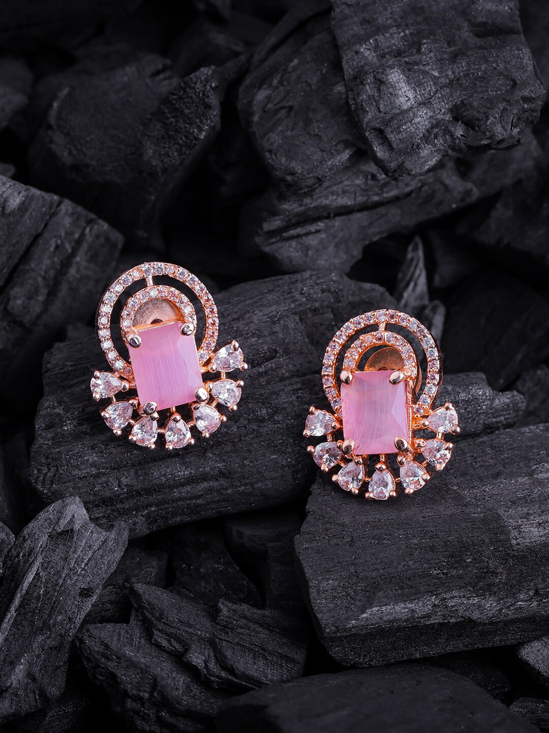 

Brandsoon Rose Gold-Plated Classic Studs Earrings