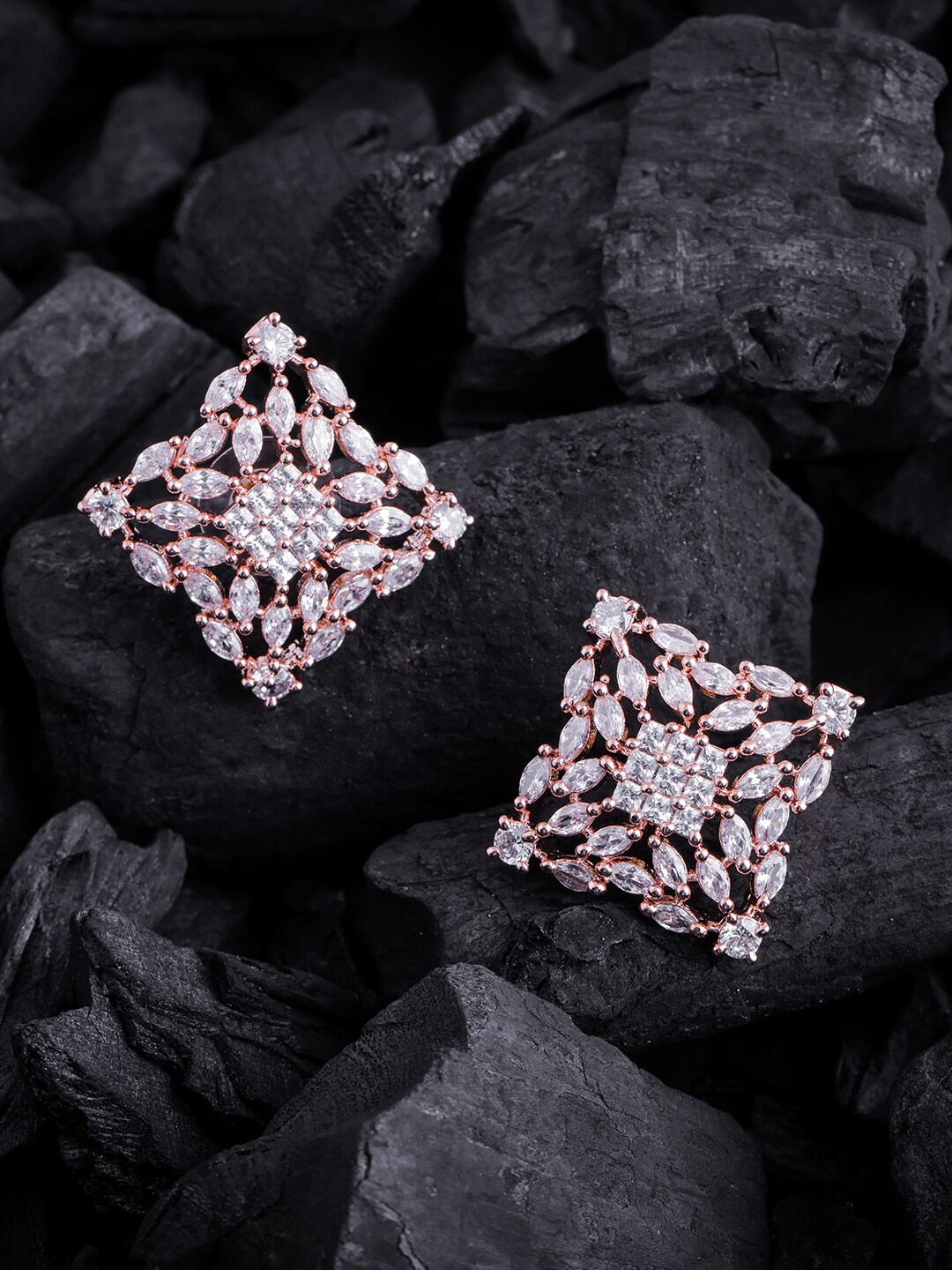 

Brandsoon Rose Gold-Plated Classic Studs Earrings
