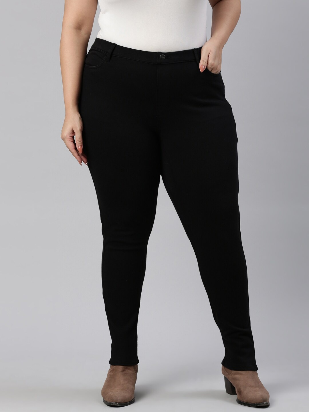 

Go Colors Women Black Plus Size Slim Fit Jeggings