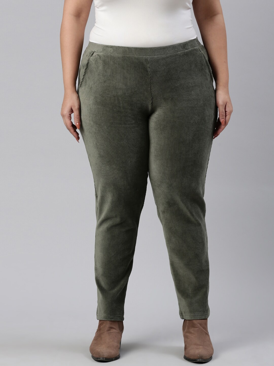 

Go Colors Women Olive Green Plus Size Slim Fit Jeggings
