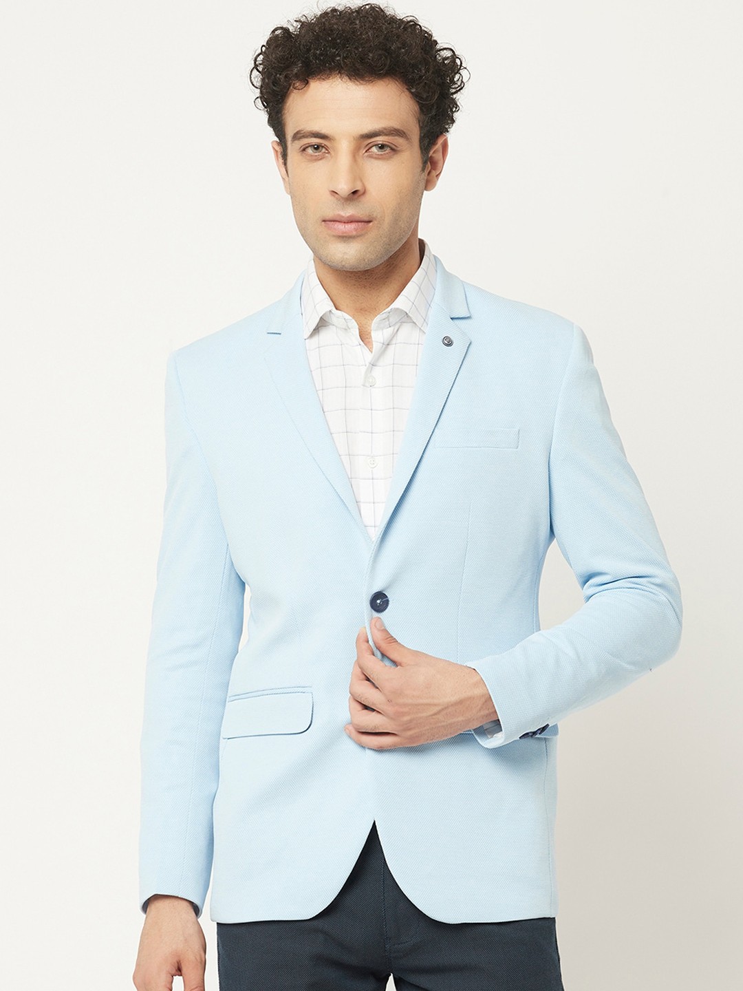 

Crimsoune Club Men Light Blue Textured Single-Breasted Blazers