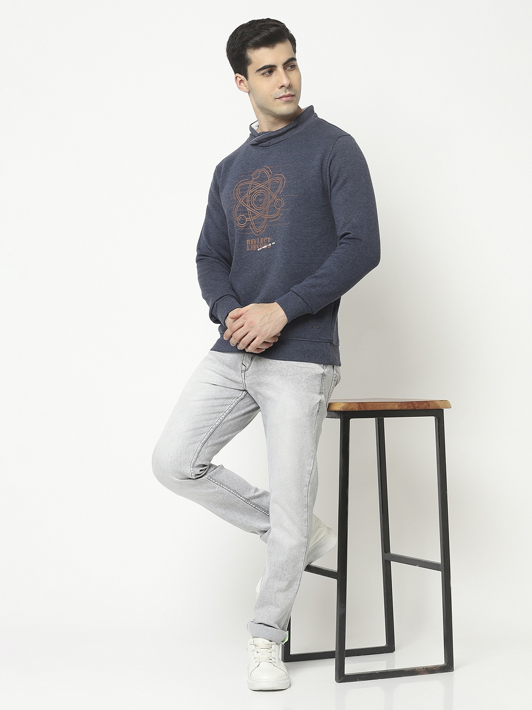 

Crimsoune Club Men Navy Blue Printed Sweatshirt