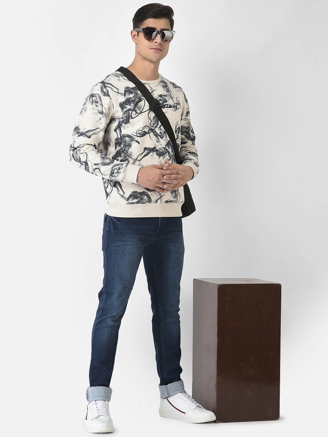 

Crimsoune Club Men Cream-Coloured Printed Cotton Sweatshirt