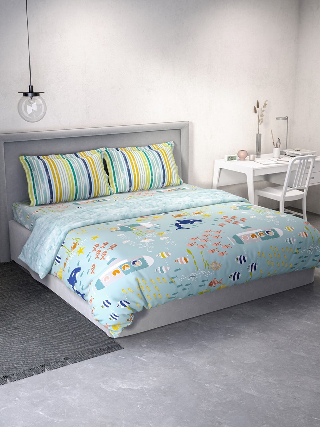 

DDecor Blue Cartoon Printed Cotton Double Queen Bedding Set With Quilt