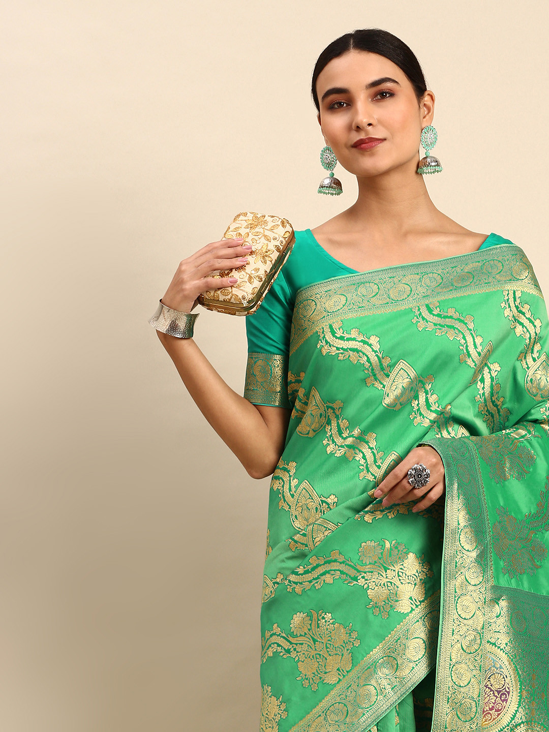 

HEEPOSH Green & Golden Ethnic Motifs Art Silk Banarasi Saree