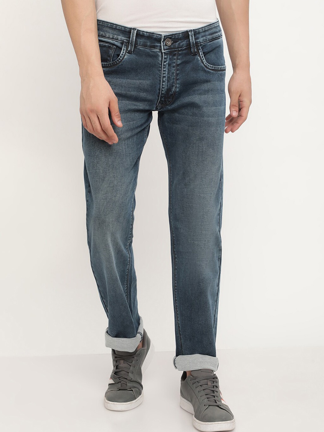 

Octave Men Grey Low Distress Heavy Fade Stretchable Jeans