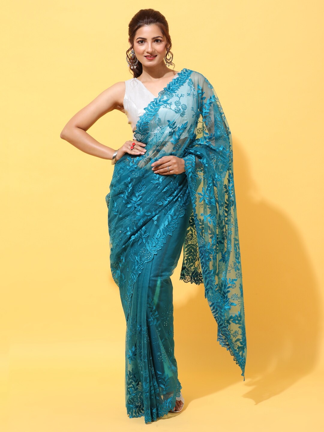 

kasee Blue Floral Embroidered Net Saree