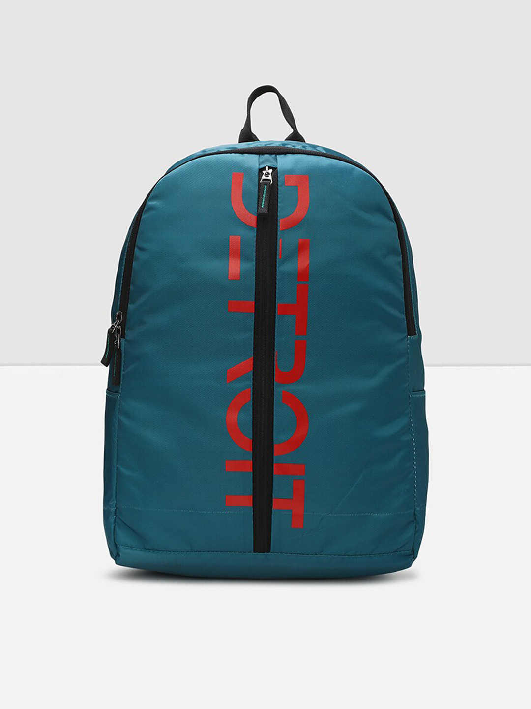 

max Men Green Backpack