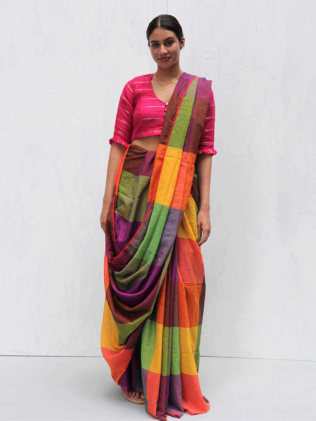 

Chidiyaa Green & Coffee Brown Colourblocked Pure Cotton Saree