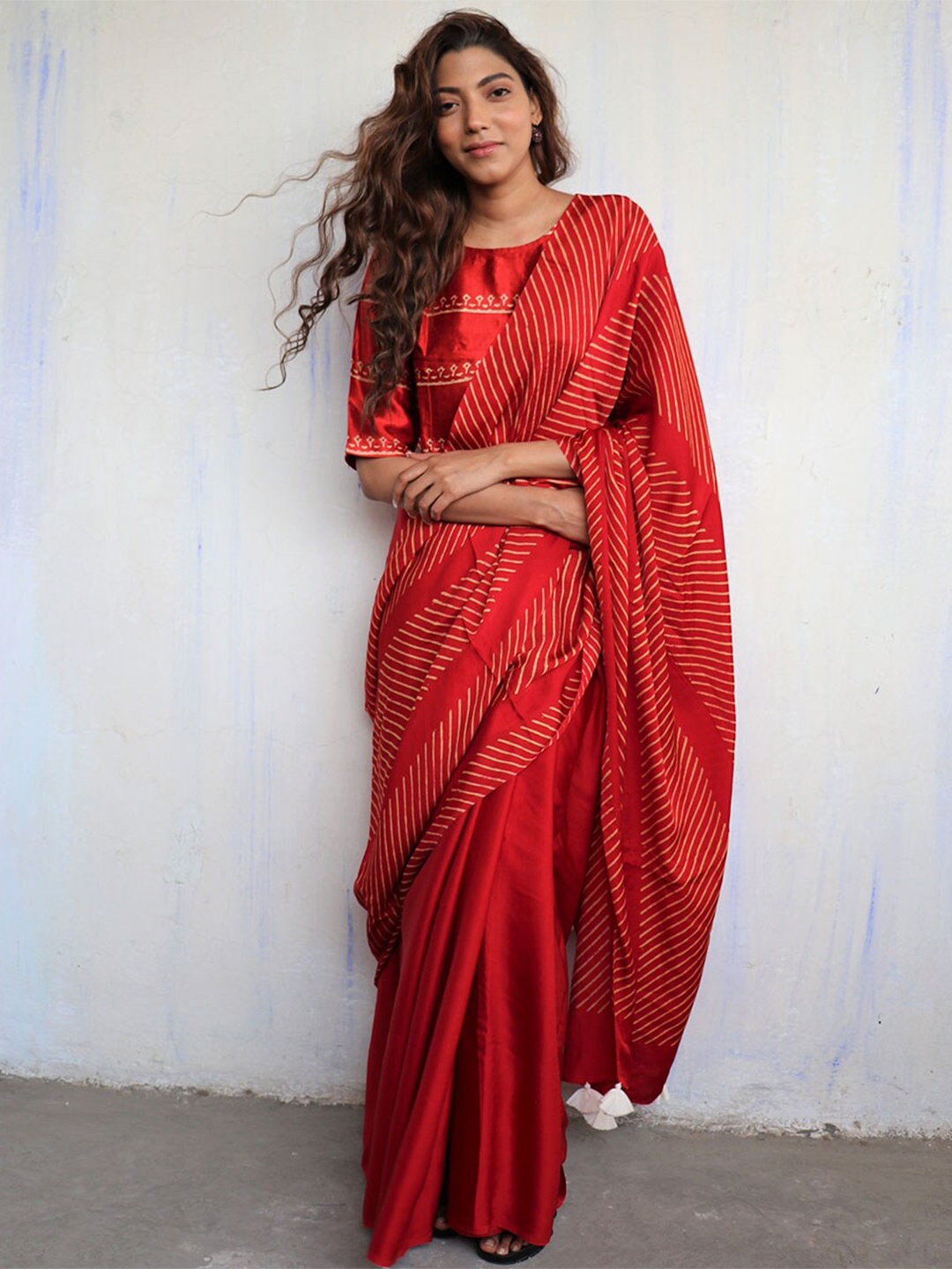 

Chidiyaa Red & Beige Striped Modal Silk Saree