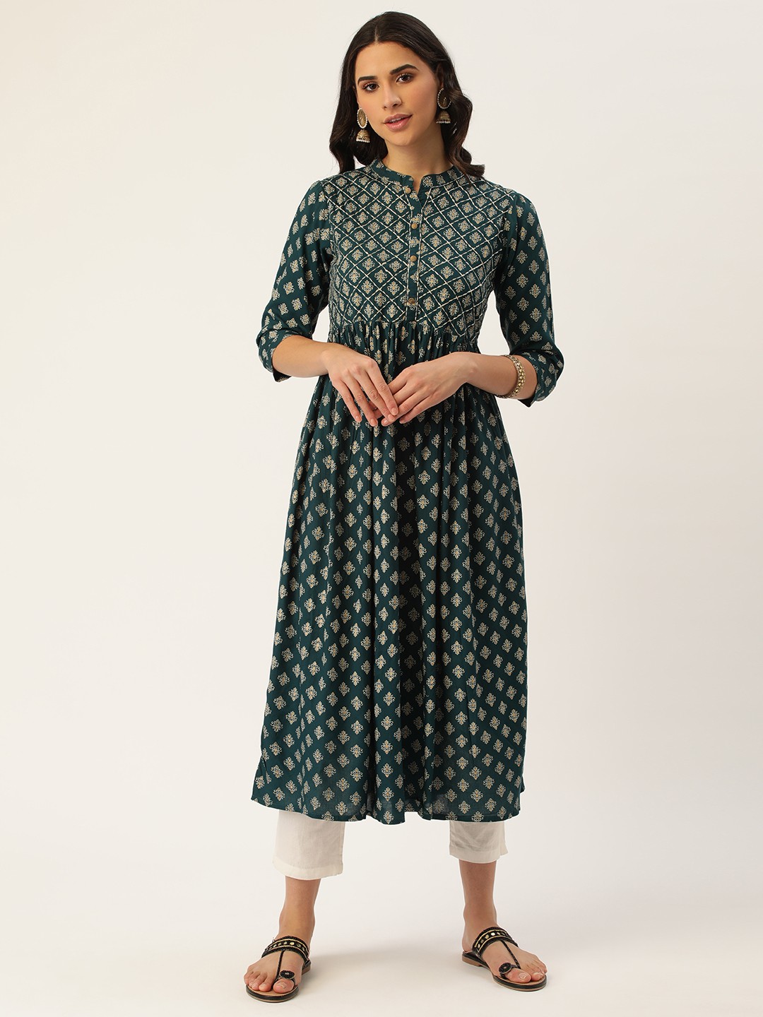 

HEEPOSH Women Teal Blue & Off White Ethnic Motifs Print Anarkali Kurta