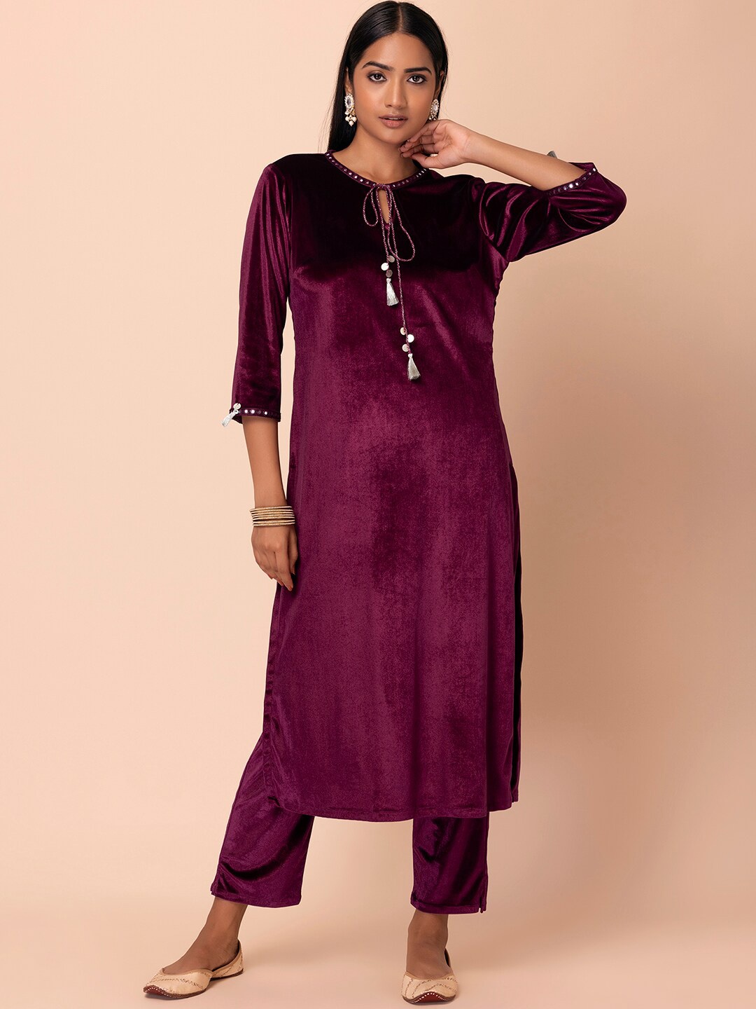 

Rang by Indya Keyhole Neck Velvet A-Line Regular Kurta, Purple