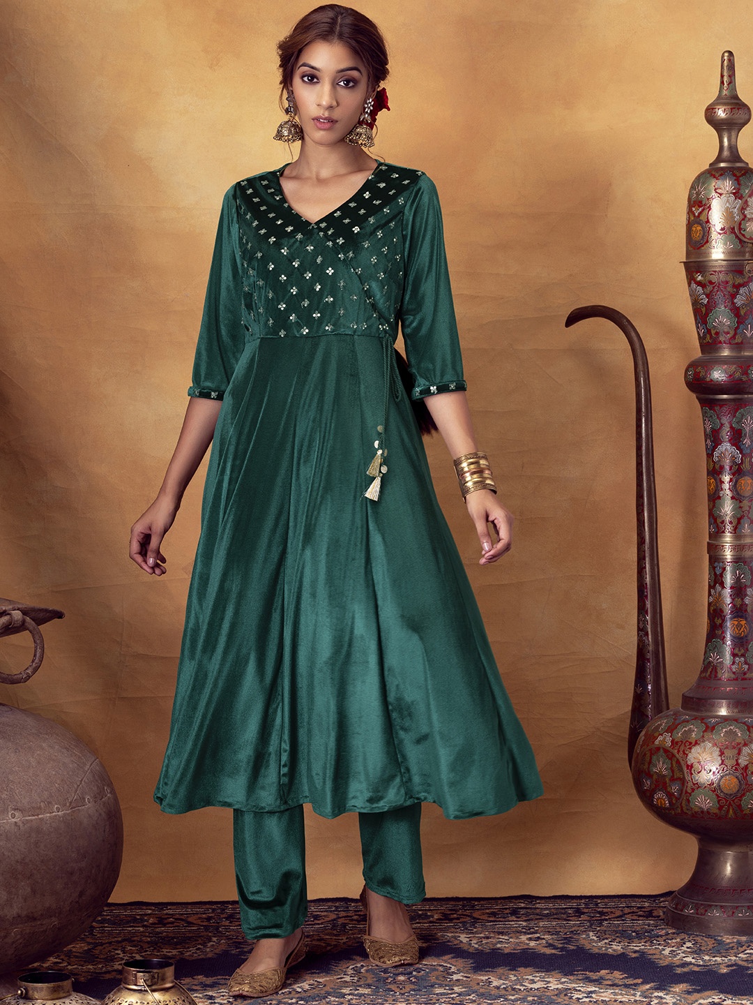 

Rang by Indya Women Green Pegged Trousers