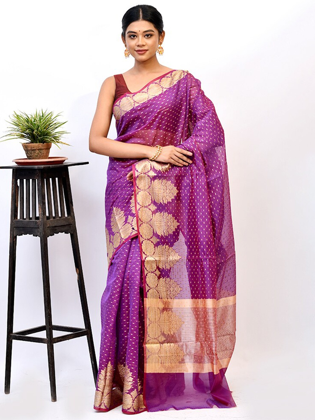 

AllSilks Purple & Gold-Toned Woven Design Zari Kora Silk Cotton Saree