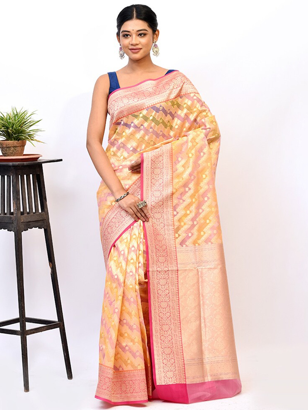 

AllSilks Cream-Coloured & Pink Woven Design Zari Kora Silk Cotton Saree