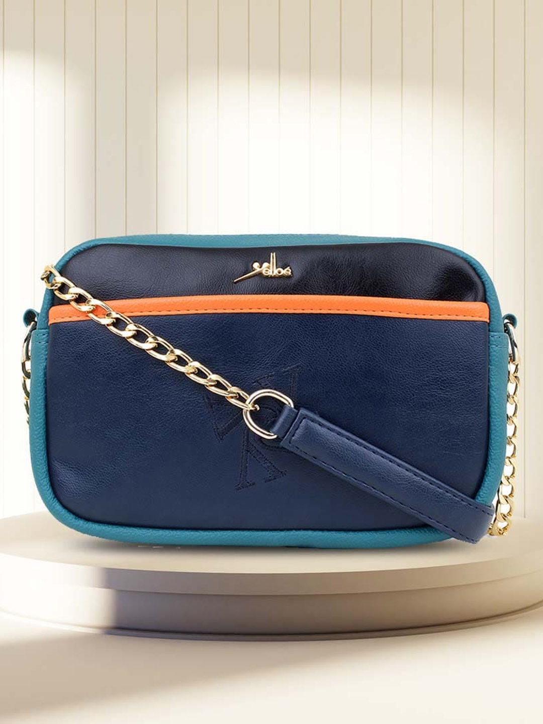

yelloe Women Blue Multicolor Structured Sling Bag