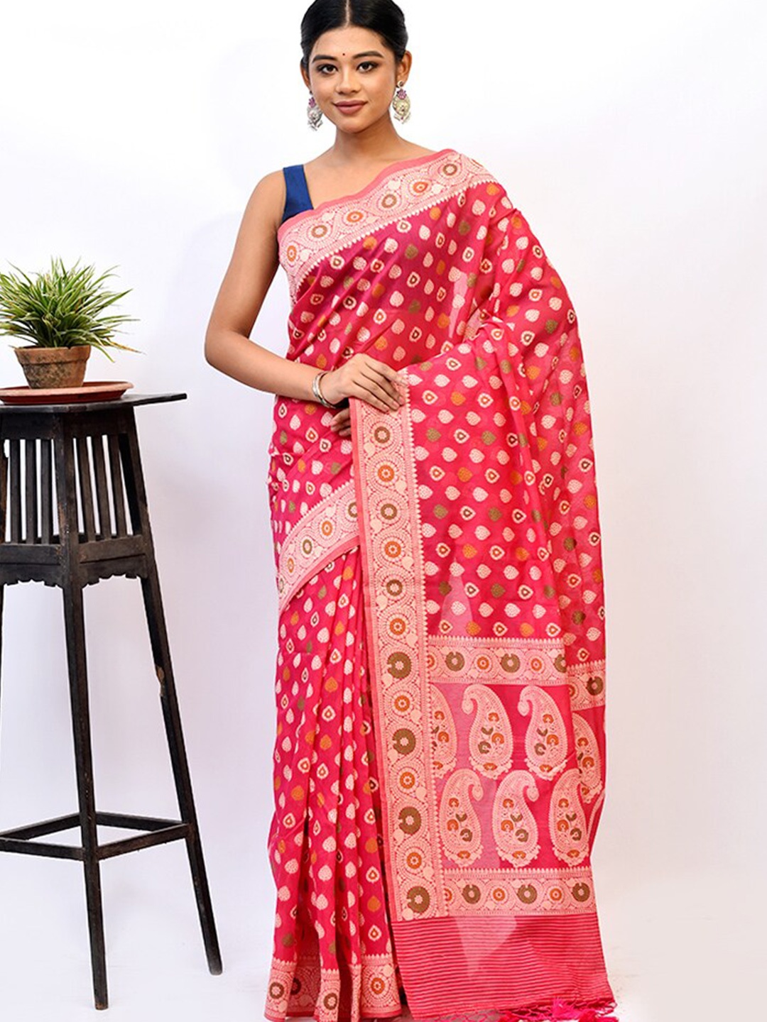 

AllSilks Fuchsia & Green Woven Design Zari Kora Silk Cotton Saree