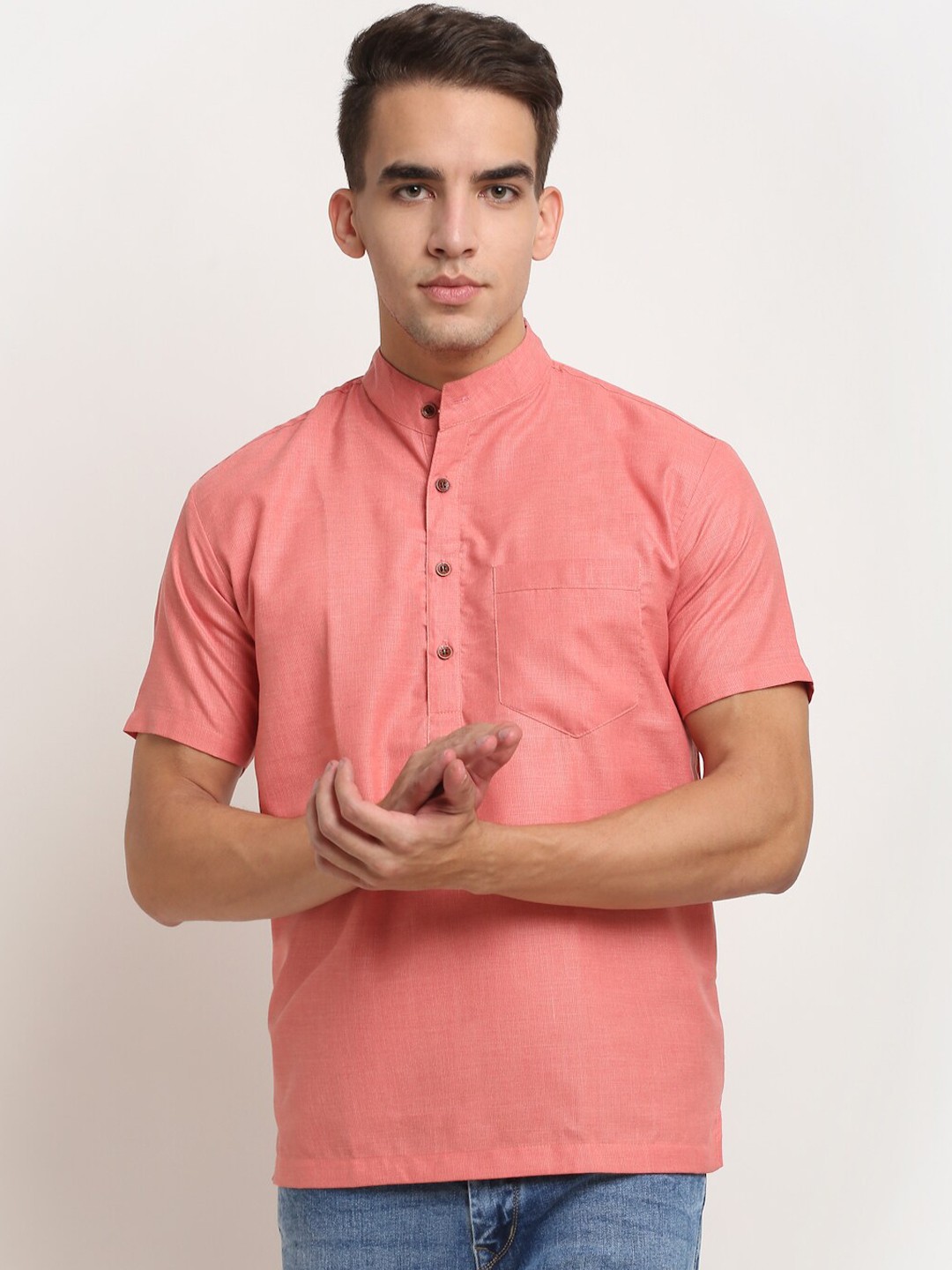 

Aarsha Men Peach Solid Pure Cotton Kurta