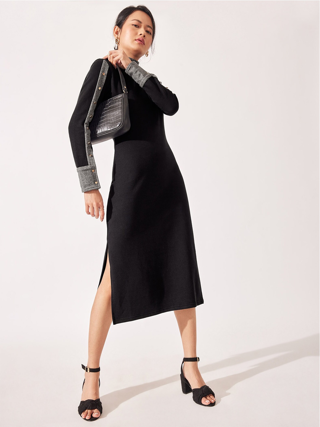 

The Label Life Women Black A-Line Midi Dress