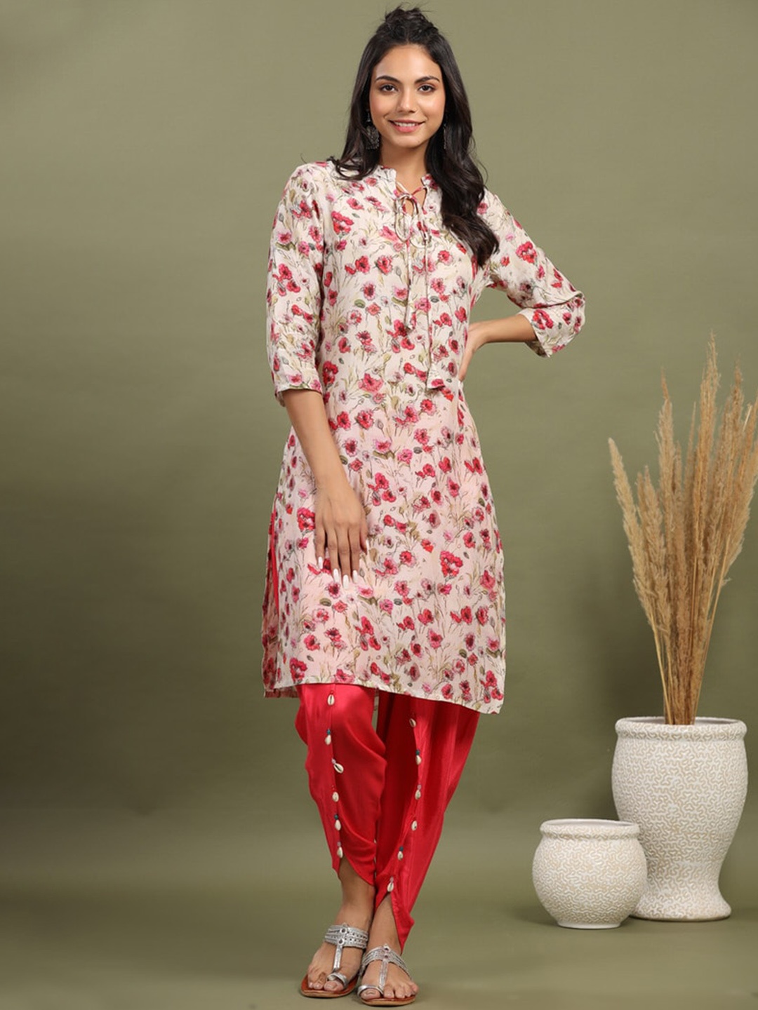 

JISORA Women Off White Floral Printed Kurta with Dhoti Pants