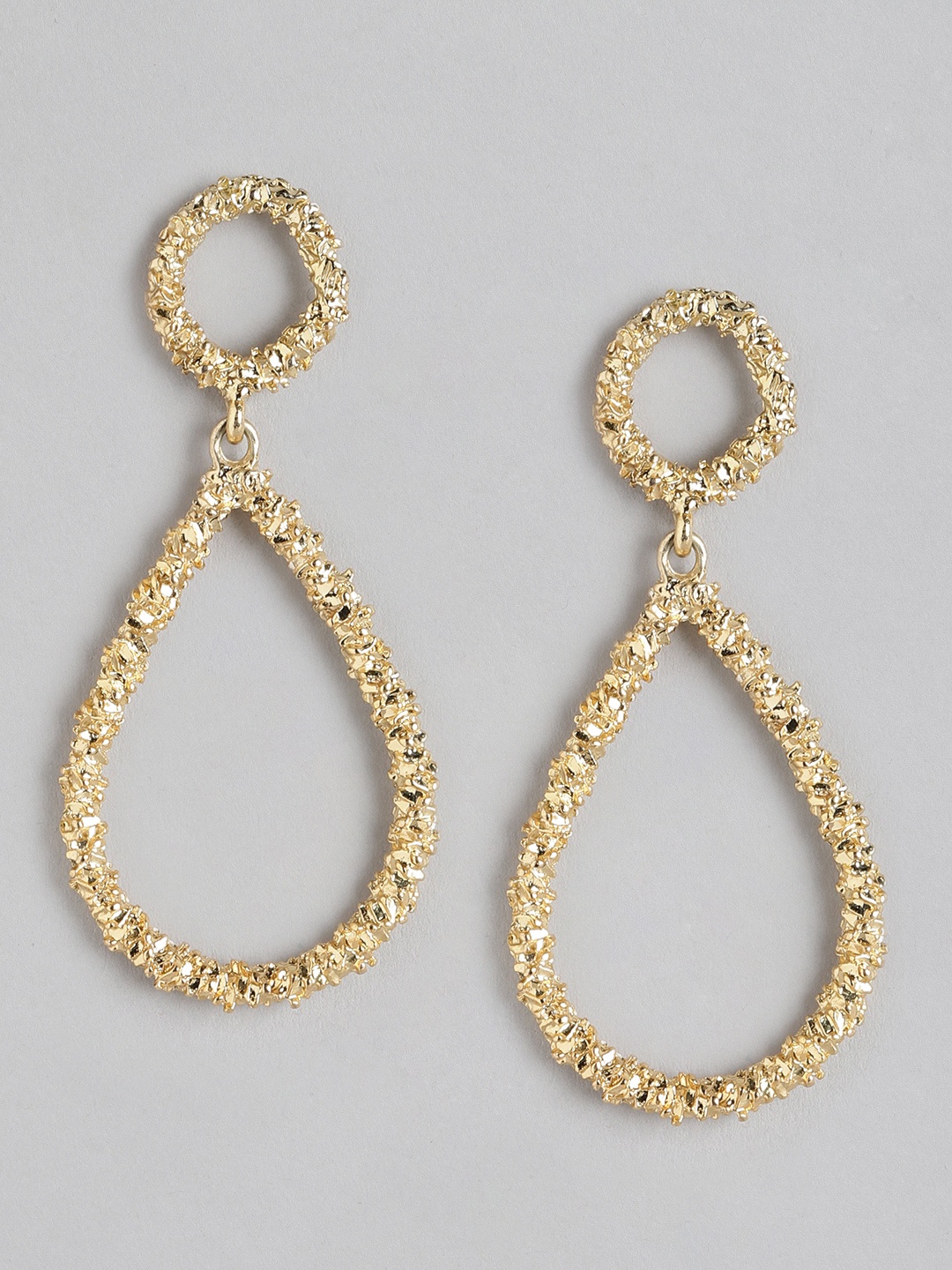 

Forever New Women Gold-Toned Textured Teardrop Shaped Drop Earrings
