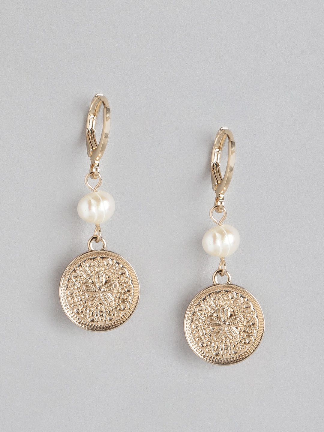 

Forever New Women Gold-Toned & Off White Circular Drop Earrings