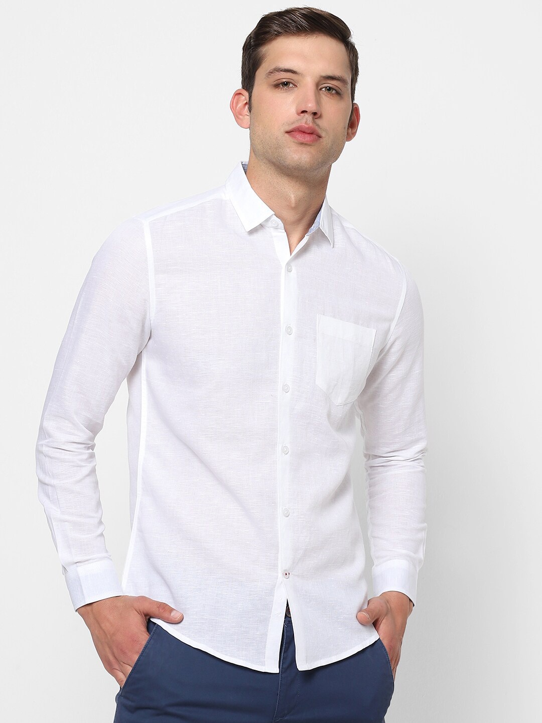 

VASTRADO Men White Cotton Casual Shirt