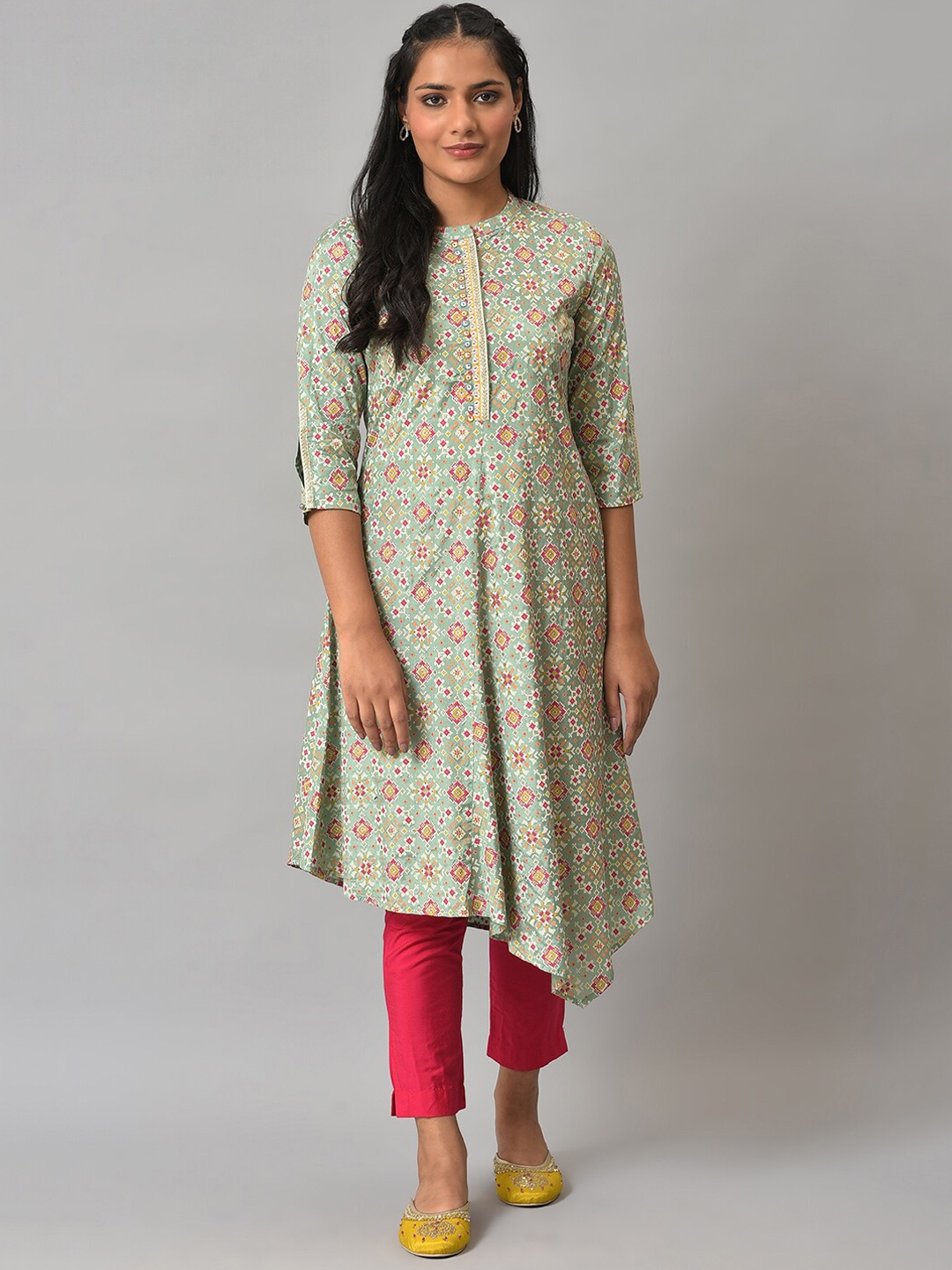 

W Women Green Floral Printed Kurta