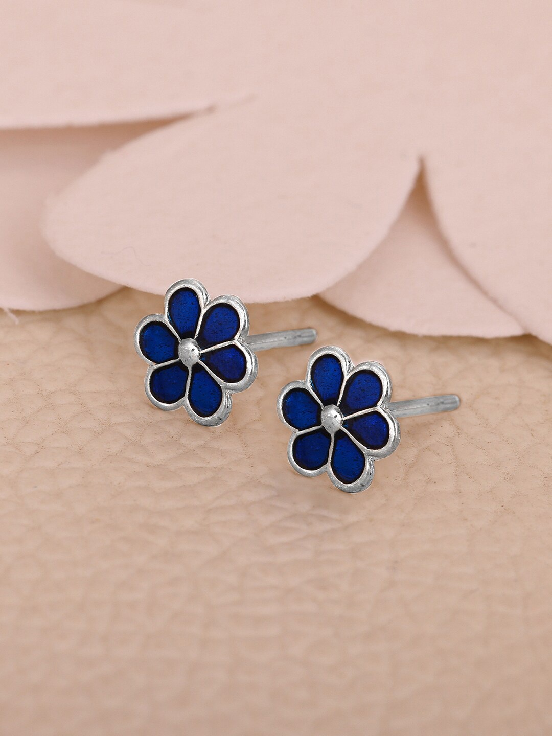 

GIVA Silver-Toned Rhodium Plated Floral Studs Earrings