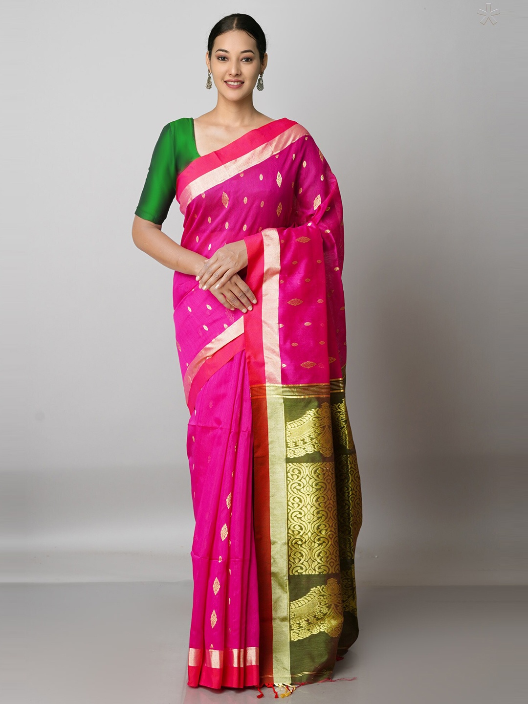 

Unnati Silks Magenta & Green Woven Design Handloom Silk Cotton Jamdani Zari Saree