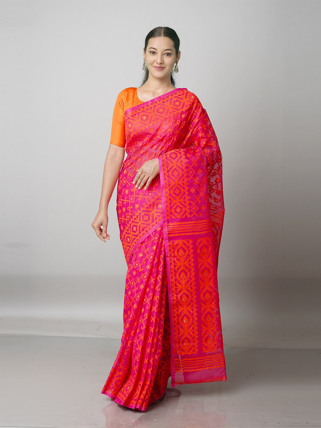 

Unnati Silks Magenta & Orange Woven Design Handloom Pure Cotton Jamdani Saree