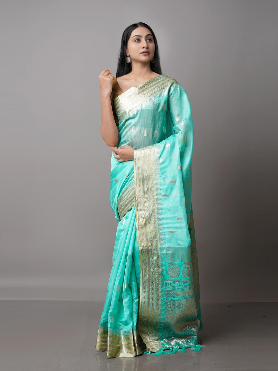 

Unnati Silks Green & Gold-Toned Woven Design Banarasi Zari Saree