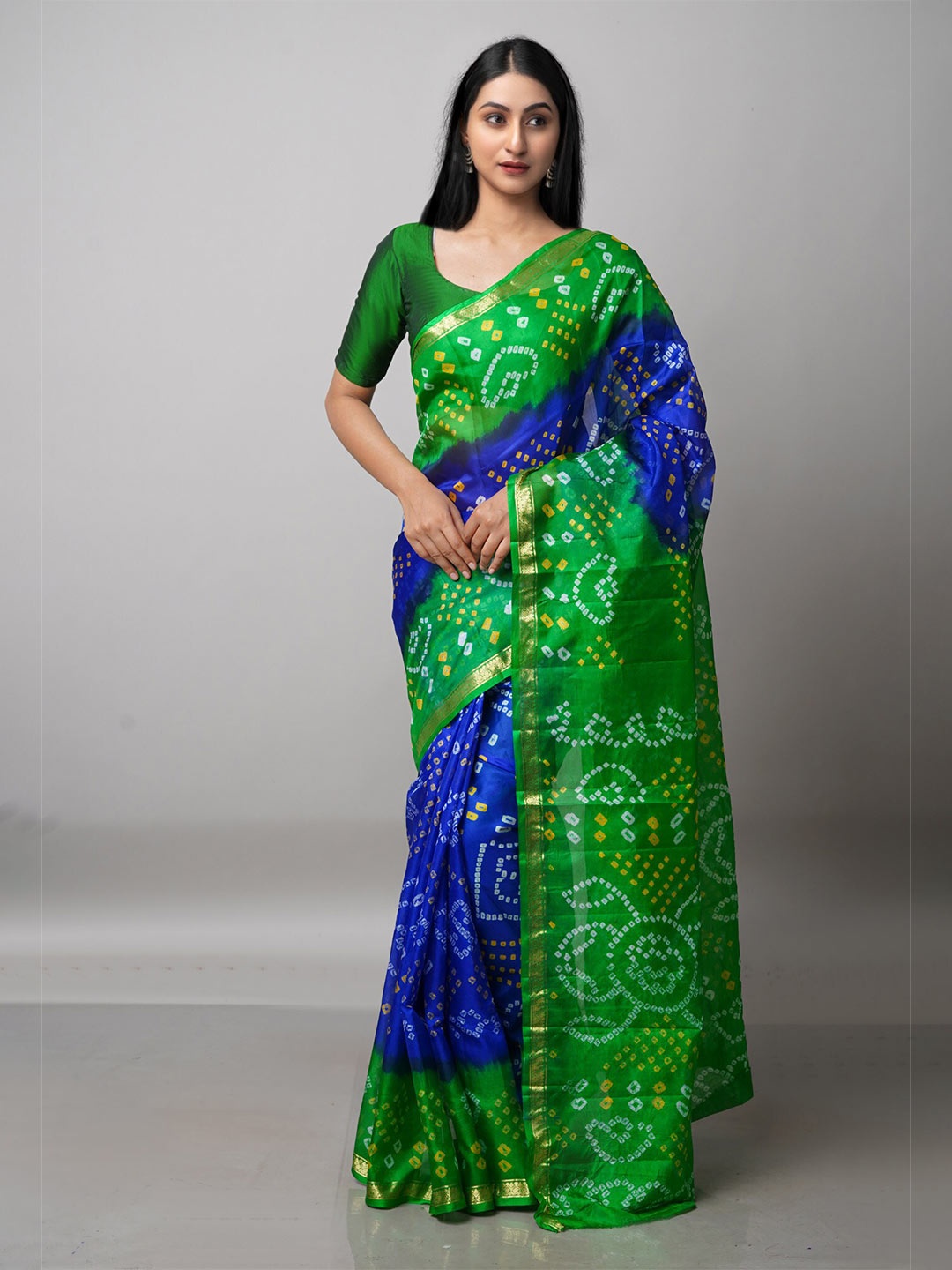 

Unnati Silks Violet & Dark Green Bandhani Printed Pure Silk Saree