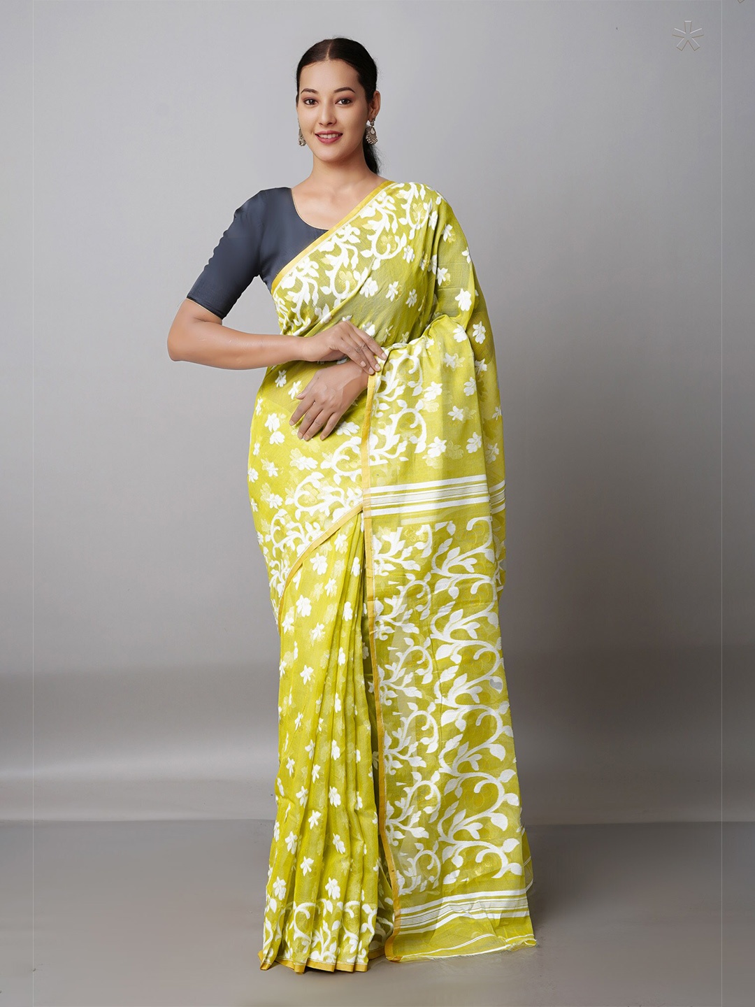 

Unnati Silks Green & White Woven Design Handloom Jamdani Saree