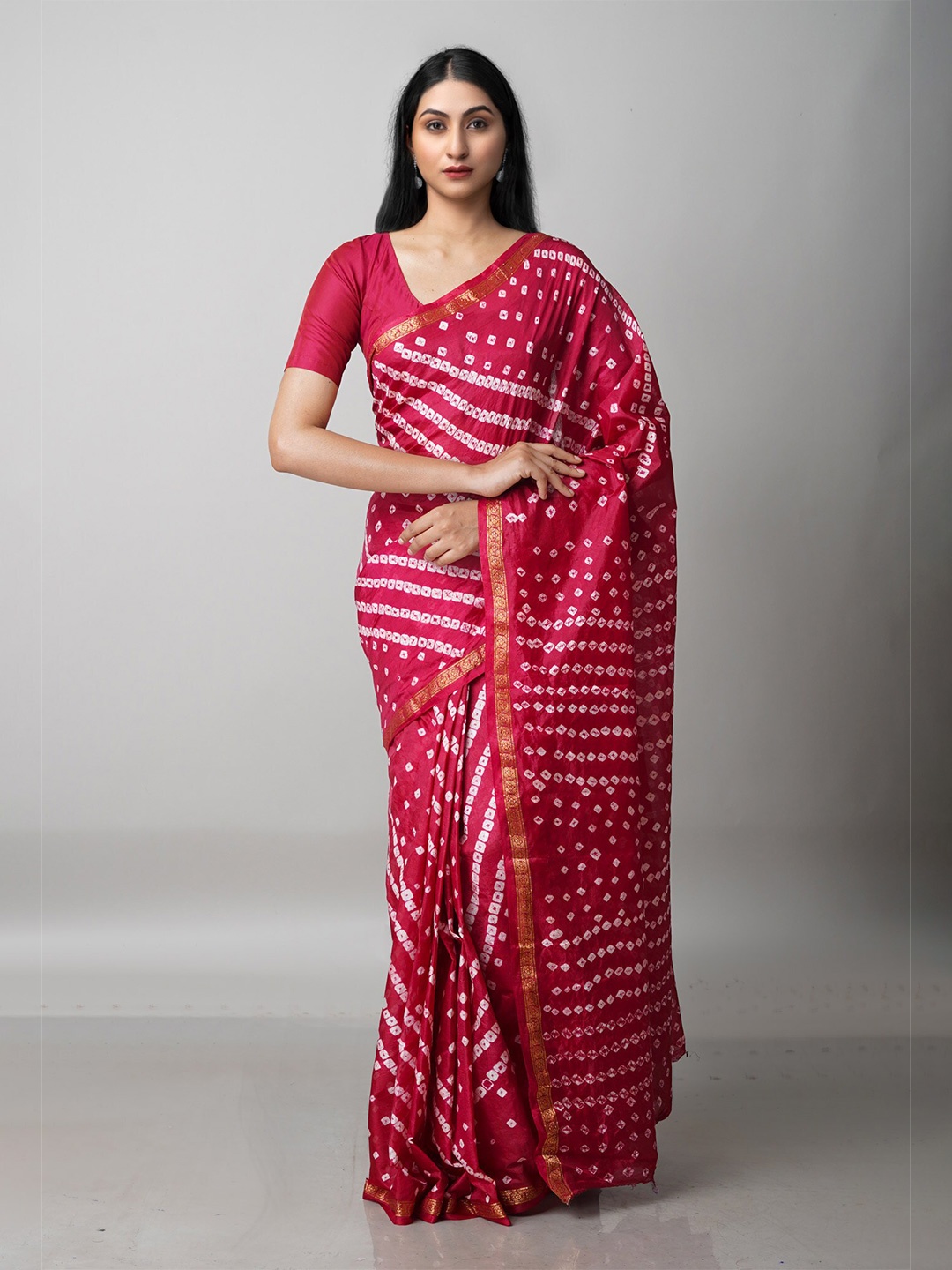 

Unnati Silks Maroon & Gold-Toned Bandhani Zari Silk Blend Bandhani Saree
