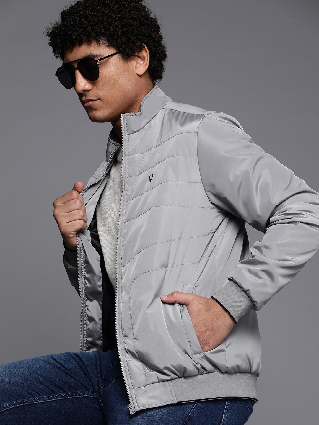 

Allen Solly Grey Solid Mock Collar Padded Jacket